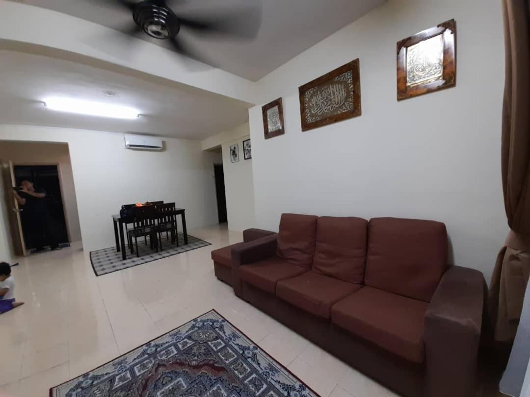 Dhuha Homestay @ Seri Alam Masai , Johor Экстерьер фото